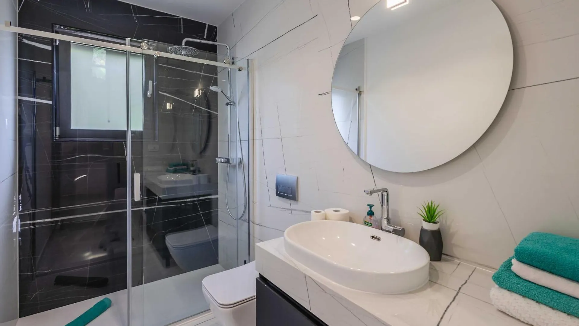 Aurelius Luxury Apartment Njivice Croatia