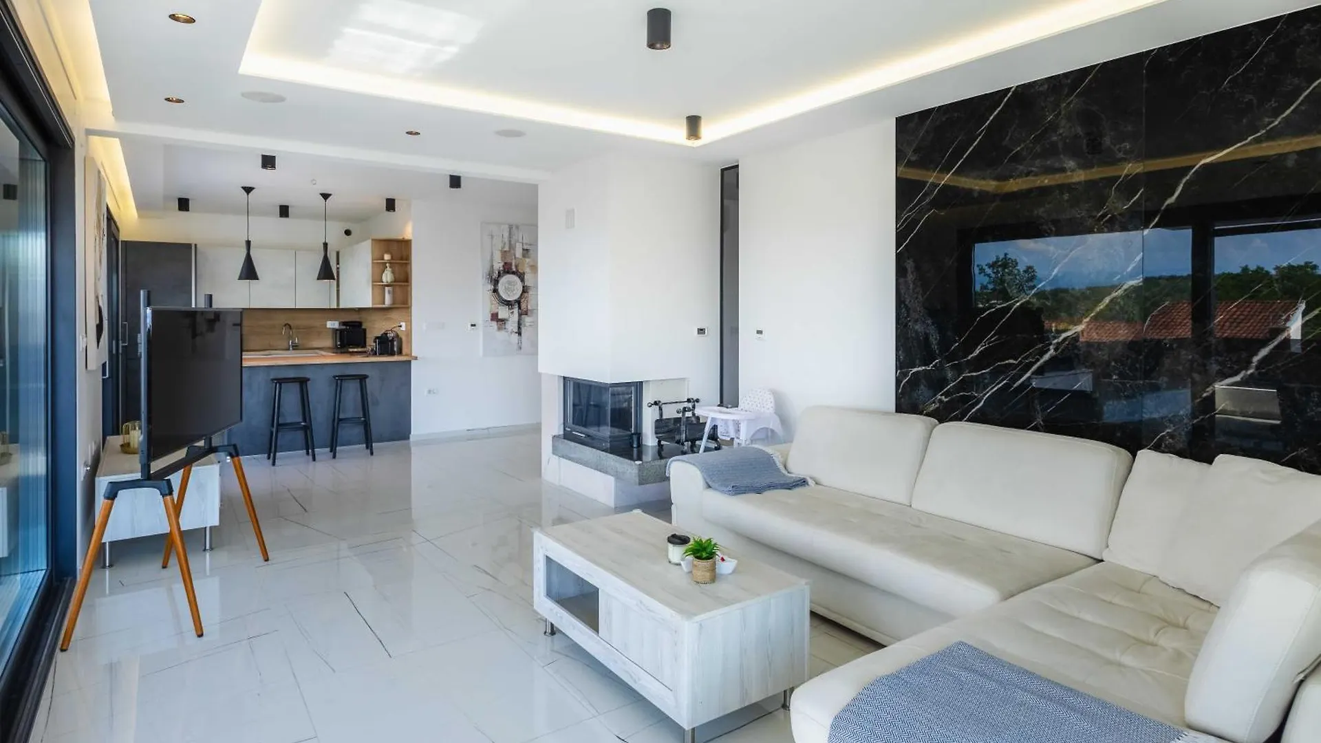 Aurelius Luxury Apartment Njivice